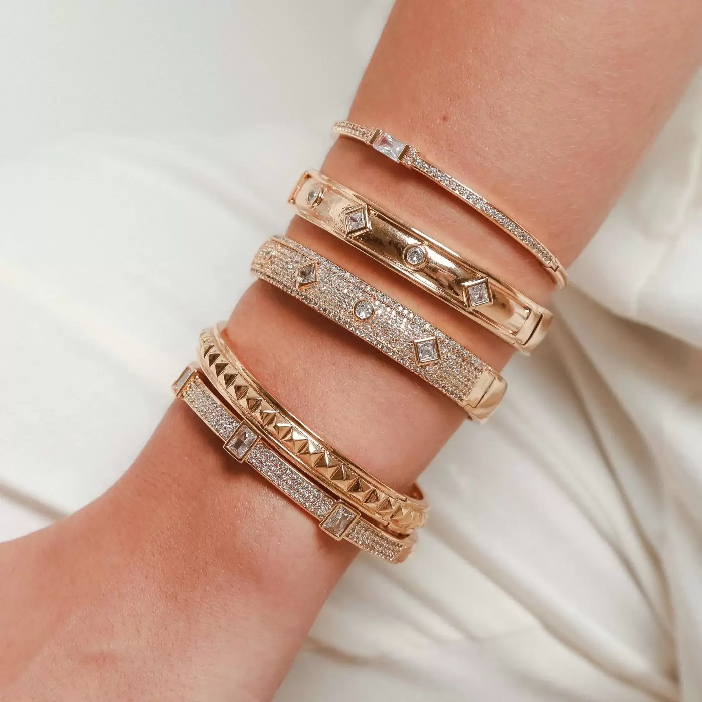 Braceletes e pulseiras de luxo