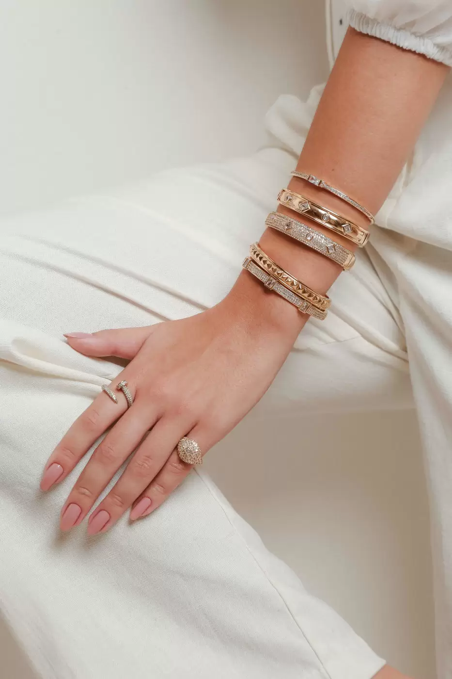 Braceletes e pulseiras de luxo